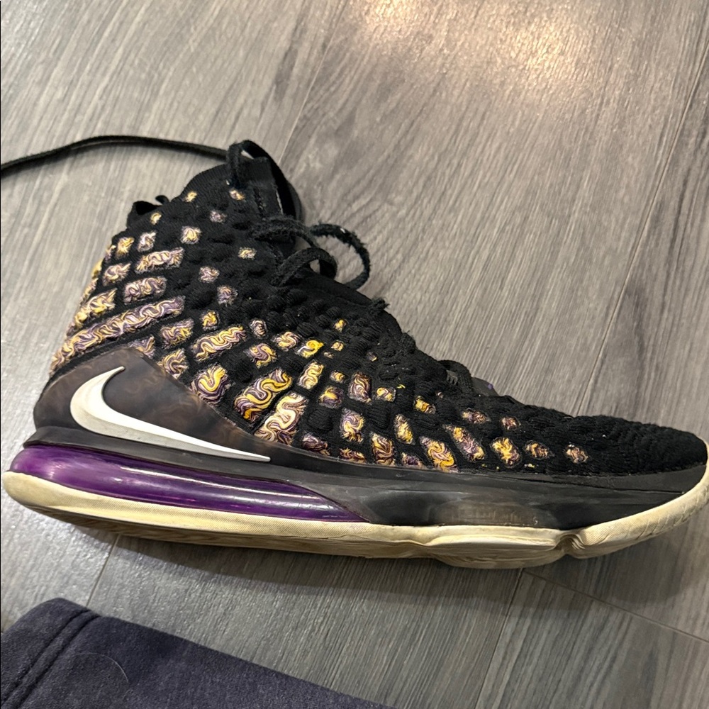 Men's Black and Purple LeBron 17 Nike Athletic Shoes